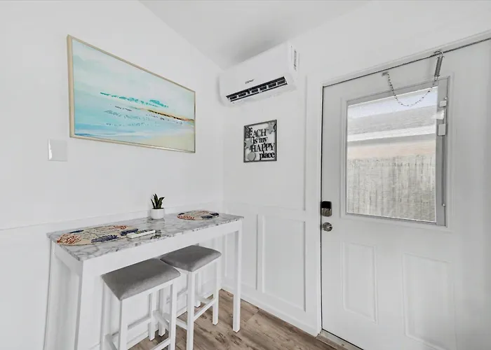 Waterway Vista Pet Friendly Boat Dock
